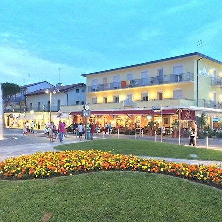 Hotel Stella D'Oro Лидо-ди-Езоло Экстерьер фото