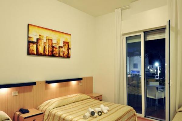 Hotel Stella D'Oro Лидо-ди-Езоло Экстерьер фото